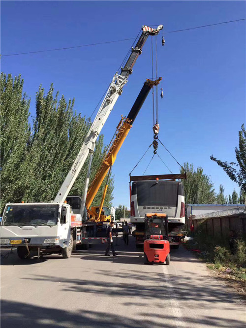 管城港口集装箱搬运案例